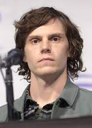 evan peters